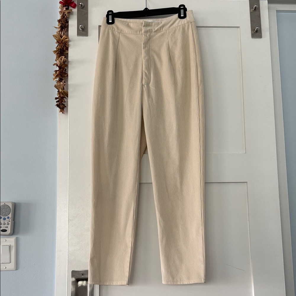 Missguided + Cream Ribbed Straight-Leg Trousers